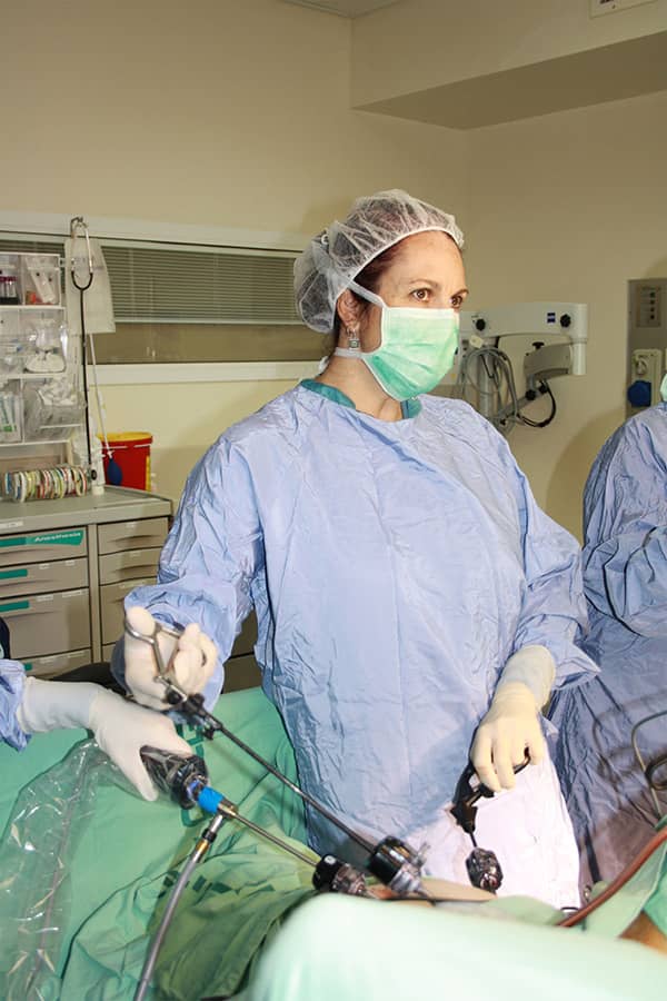 dr-michal-amir-laparoscopy-surgery